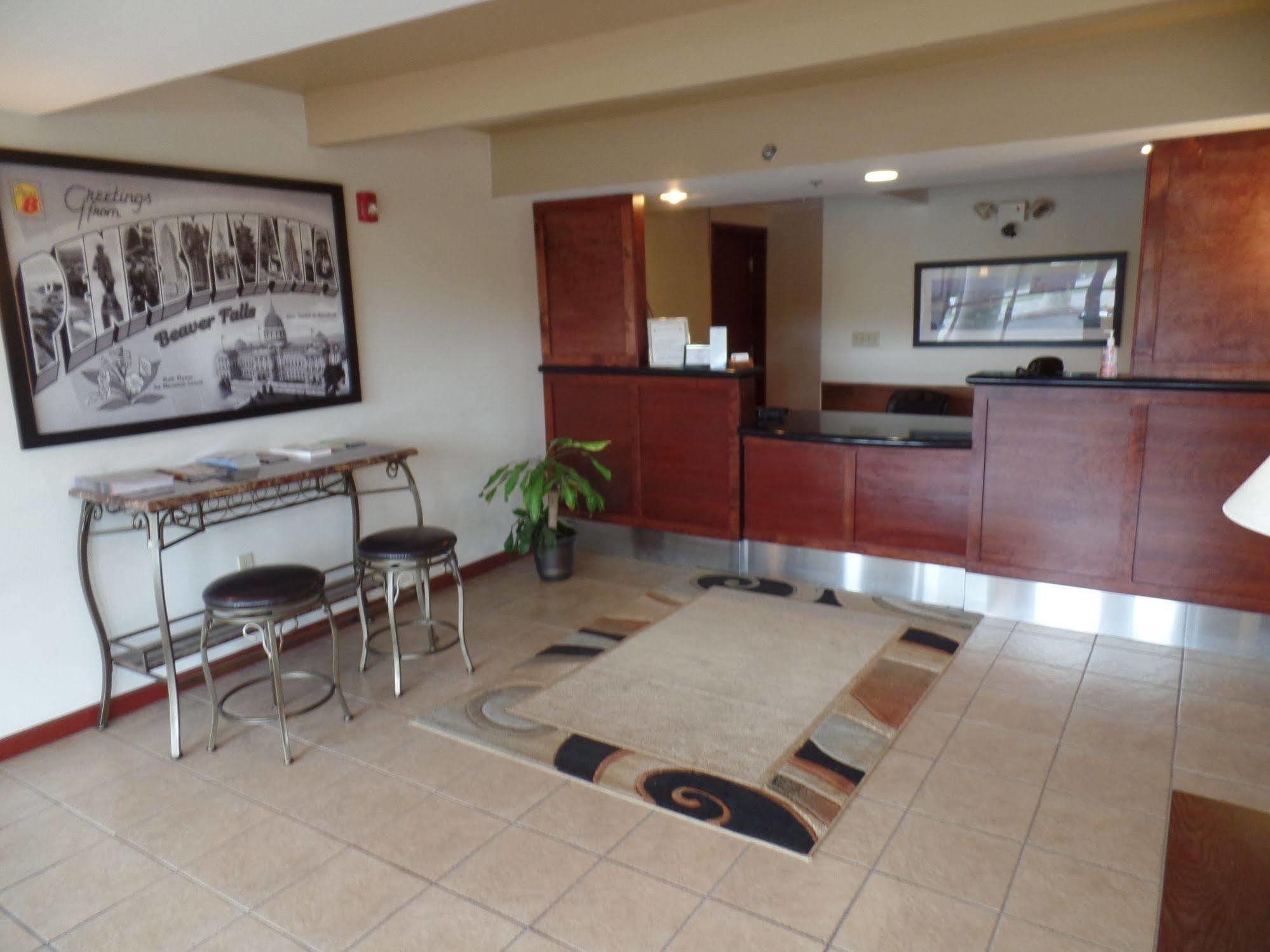 Super 8 By Wyndham Beaver Falls Bagian luar foto